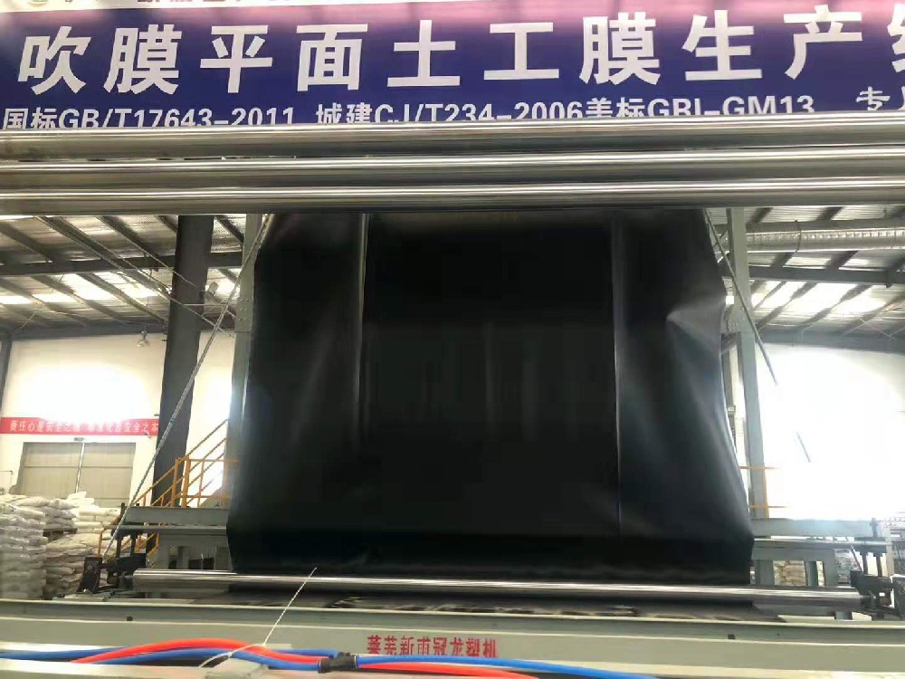 垃圾填埋場為什么用hdpe土工膜覆蓋呢？